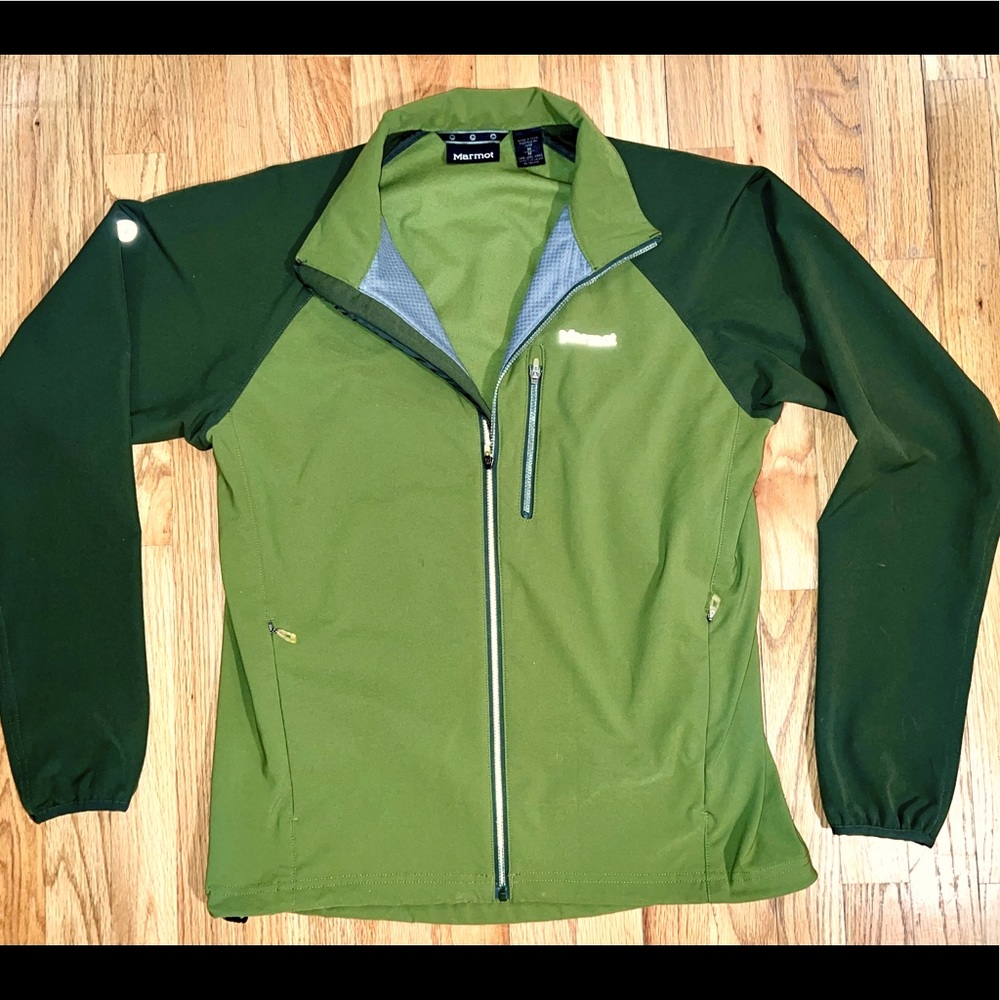 Marmot Men Med.  Full Zip Windproof. Light-stretch fabric. Reflective elements
